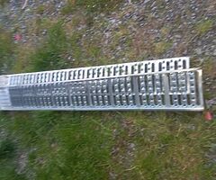 Two strong aluminium ramps