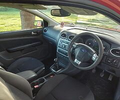 Ford Focus Coupe - Image 6/8
