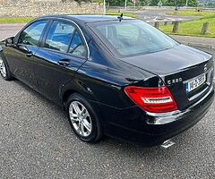 Mercedes C220 2014 manual transmission car is spotless