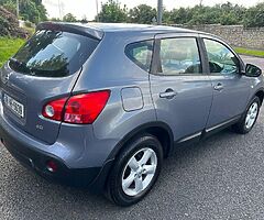 Nissan Qashkai 2008 1.5 Diesel manual transmission driving perfect
