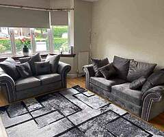 Brand new high quality Italian plush grey velvet 3+2 suite of furniture