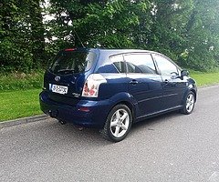 2005 Toyota VERSO DIESEL 2.0L D4D - MANUAL GEARBOX 5 Speed.- 7 Seats.