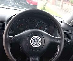 2004 Volkswagen Golf - Image 5/8