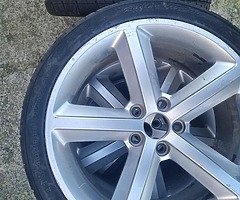 Cars wheels