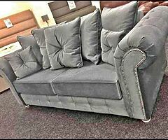 Brand new high quality Italian plush grey velvet 3+2 suite of furniture