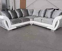 Brand new high quality Italian crushed velvet corner sofa