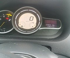 Renault fluence 2011 1.5dci for sale - Image 5/8