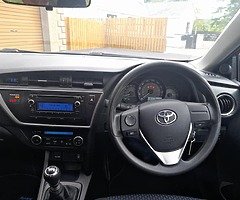 2014 Toyota Auris - Image 4/8