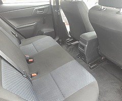 2014 Toyota Auris - Image 7/8