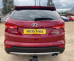 2015 Hyundai Santa Fe - Image 7/10