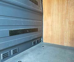 2016 Volkswagen CRAFTER CR35 TDI MWB NO VAT - Image 7/9