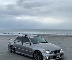 Lexus Is200 LE - Image 5/5