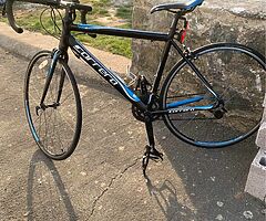 ￼ Carrera racer bike