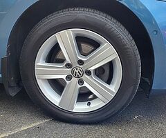 2017 Volkswagen Golf - Image 3/10