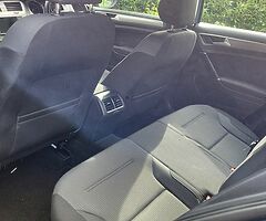 2017 Volkswagen Golf - Image 6/10