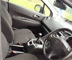 2012 Peugeot 5008 1.6 Diesel Low Mileage - Image 6/9