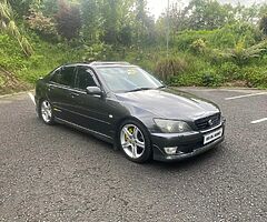 2003 Lexus is200