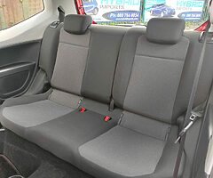Volkswagen Up Automatic - Image 7/10