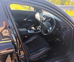 Lexus Is 200d F sport - Image 9/10