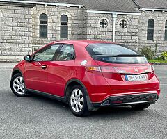 Honda Civic 1.3 petrol . Manual . Cheap tax - Image 4/9