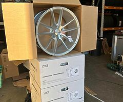 Veeman VFS25 silver machined 5x112. Deep concave