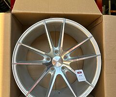 Veeman VFS25 silver machined 5x112. Deep concave