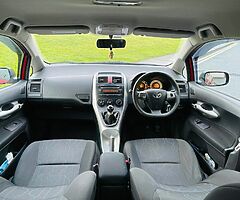 2011 Toyota Auris,only 100080km, 1.4 Diesel,tax 03/23, NCT 09/22 - Image 6/8