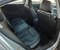 09 VW Passat 1.9 TDi Highline - Image 5/7