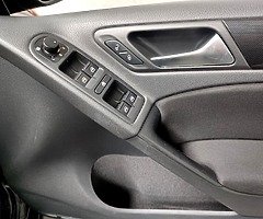 VW GOLF 1.6 TDI - Image 9/10