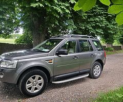 Automatic Freelander 2.2 - Image 4/10