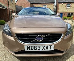 2015 Volvo V40