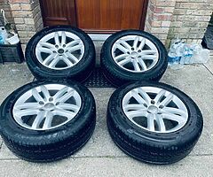 Audi Q7 18 inch genuine alloy wheels