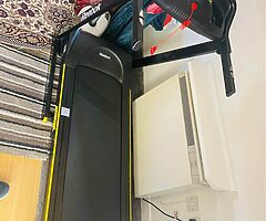 Mint Condition Reebok treadmill for Quick Sale - Image 4/4