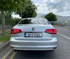 2015 Volkswagen Jetta 2.0 diesel dsg automatic - Image 7/9
