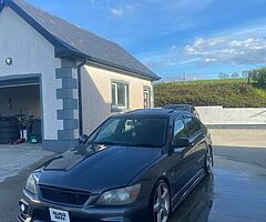 2003 is200 sport