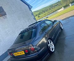 2003 is200 sport