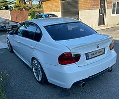 BMW E90 - Image 5/8