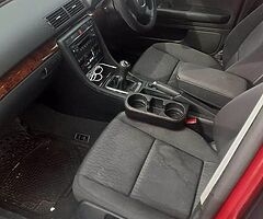 Audi a 4 2006 tdi 1.9 totally original car - Image 8/9