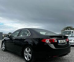 Honda Accord 2.2DTec Type S
Stunning Car - Image 3/10