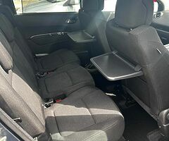Peugeot 5008 1.6HDi Sport Auto 7 seat
NEW NCT - Image 5/10