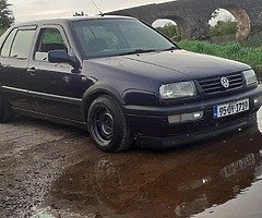 VW vento - Image 6/10