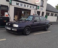 VW vento - Image 9/10