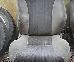 Seats + wheels - Image 3/7