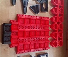 3d printed milwaukee,dewalt and makita battery holders and drill holders