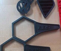 3d printed milwaukee,dewalt and makita battery holders and drill holders - Image 4/9