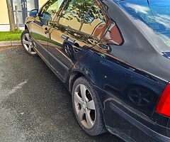 Skoda octavia 1.6 small coolant leak 650 nct feb 23 - Image 3/5