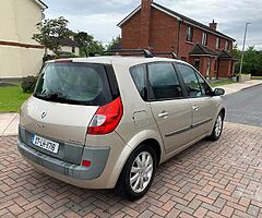 07 renault scenic 1.5 petrol
6 speed manual 
Only 79000 milage
New Nct till 3/2023✅
Tax 5/2022 - Image 5/10