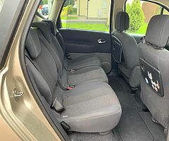 07 renault scenic 1.5 petrol
6 speed manual 
Only 79000 milage
New Nct till 3/2023✅
Tax 5/2022 - Image 9/10