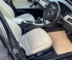 2008 BMW 320D - Image 4/5