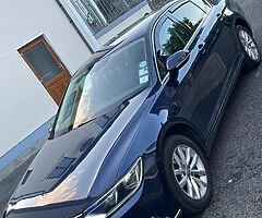 151 Volkswagen Passat